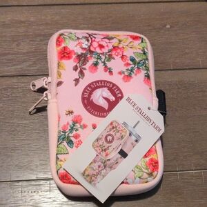 Blue Stallion Farm Pink Floral Bouquet Tumbler Pouch